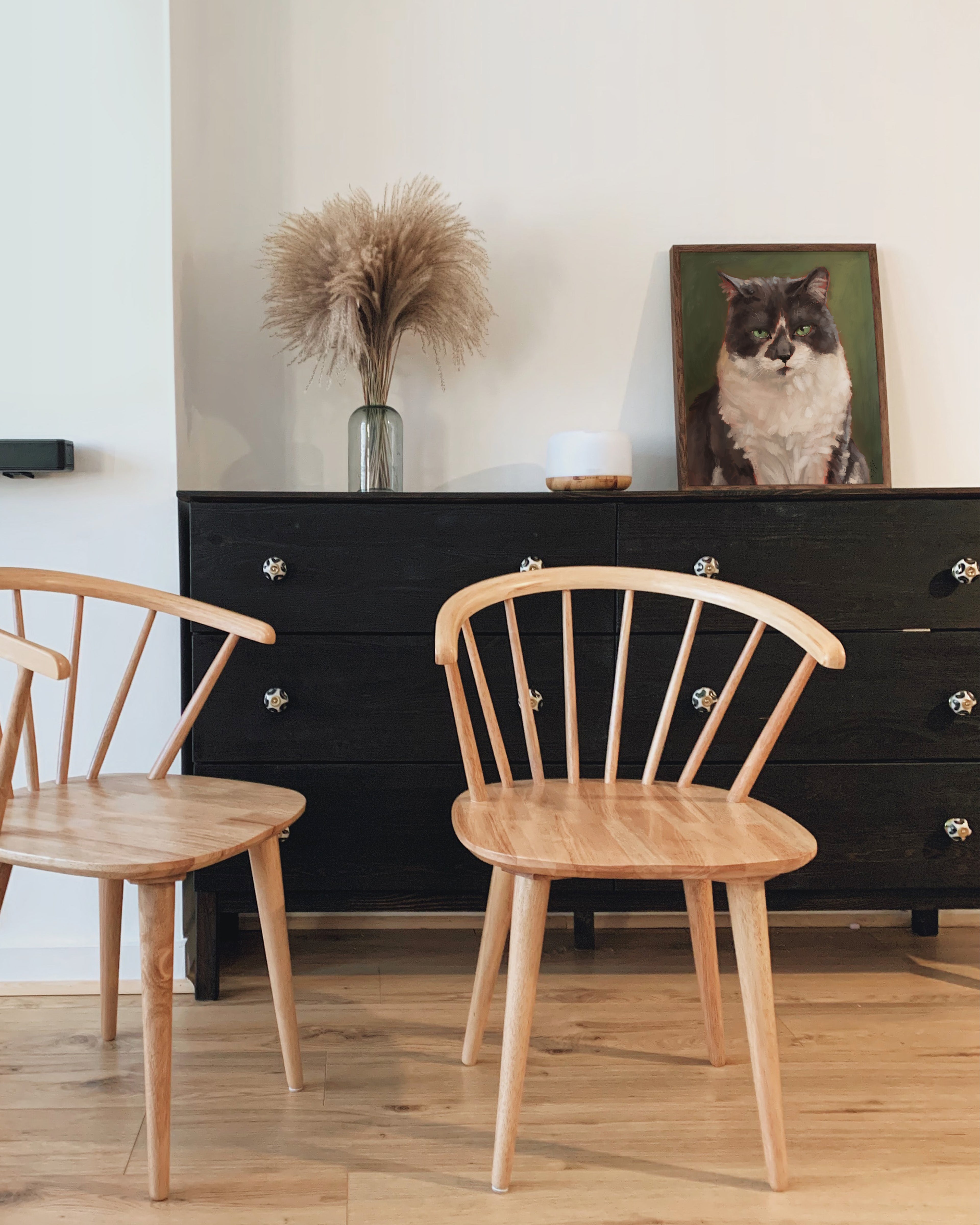 "The Unimpressed Woodhouse" by Catherine Hébert - Grey Tuxdeo Cat Art Print